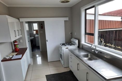 Photo of property in 12 Allenby Road, Papatoetoe, Auckland, 2025