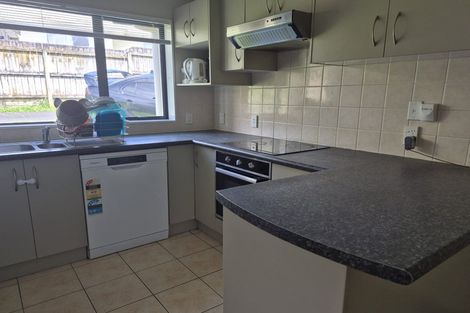 Photo of property in 10 Ali Place, Ranui, Auckland, 0612