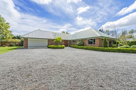 Photo of property in 18 Queen Street, Coalgate, 7673