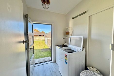 Photo of property in 64 Harrisville Road, Tuakau, 2121