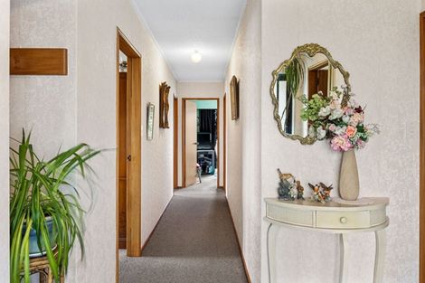 Photo of property in 27 Standish Street, Inglewood, 4330