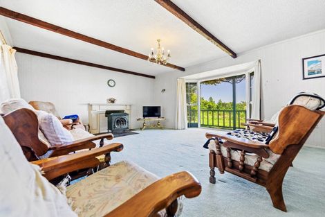 Photo of property in 10 Te Hepera Street, Waipahihi, Taupo, 3330