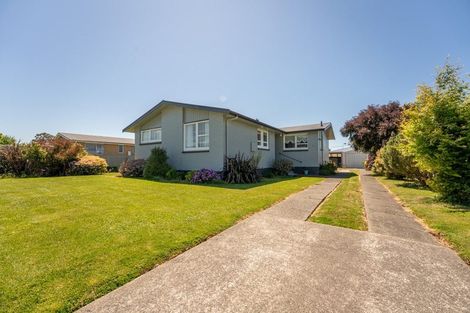 Photo of property in 2 Balmoral Street, Waimate, 7924