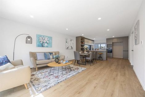 Photo of property in 16 Meritage Lane, Te Atatu South, Auckland, 0610