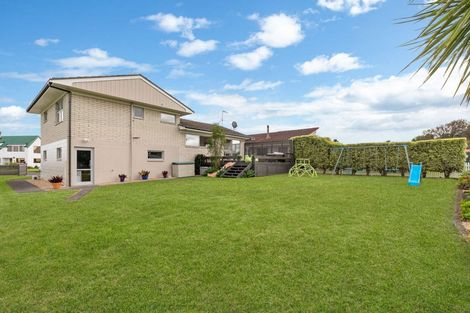 Photo of property in 5 Racecourse Road, Waiuku, 2123