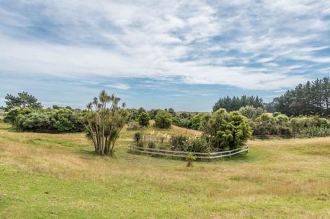 Photo of property in 176 Te Hapua Road, Te Horo, Otaki, 5581