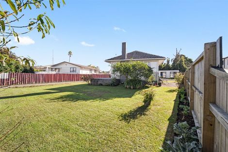 Photo of property in 66 Friesian Drive, Mangere, Auckland, 2022