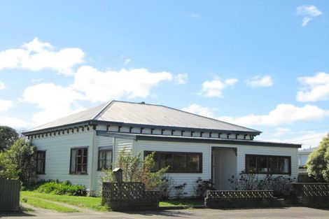 Photo of property in 10 Russell Street, Marton, 4710