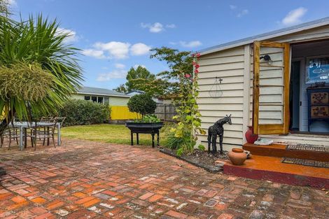 Photo of property in 143 Charles Street, Blenheim, 7201