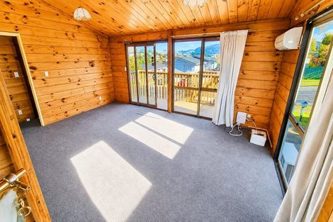 Photo of property in 7 Tweed Road, Papakowhai, Porirua, 5024