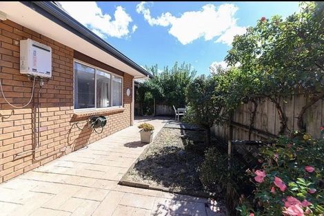Photo of property in 1 Quartley Place, Huntington Park, Auckland, 2013