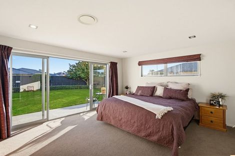 Photo of property in 27 Sovereign Boulevard, Kaiapoi, 7630