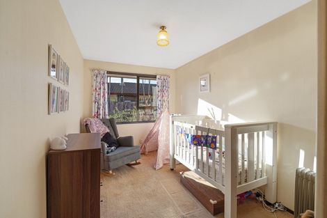 Photo of property in 5 Fernbrook Place, Mairehau, Christchurch, 8013