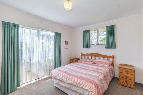 Photo of property in 18 Hereford Street, Levin, 5510