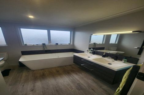 Photo of property in 168 Brecon Road, Stratford, 4332