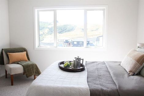 Photo of property in 47 Stockport Grove, Churton Park, Wellington, 6037