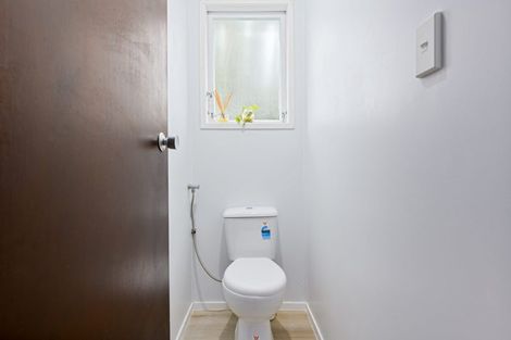 Photo of property in 31 Glenbervie Crescent, Massey, Auckland, 0614