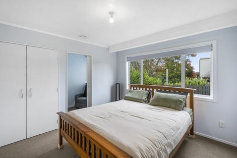 Photo of property in 56 Shepherd Road, Waipahihi, Taupo, 3330