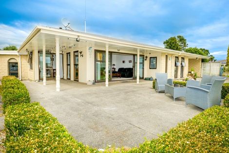 Photo of property in 169a Queen Street, Westport, 7825