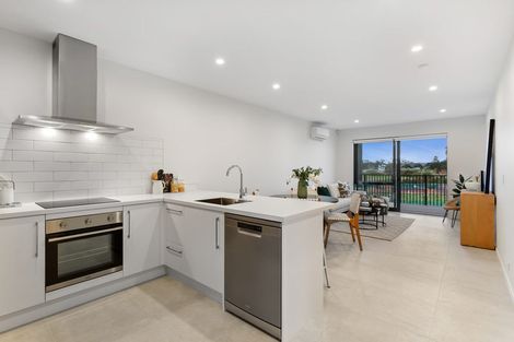 Photo of property in 5 Kohepiro Lane, Rosehill, Papakura, 2113