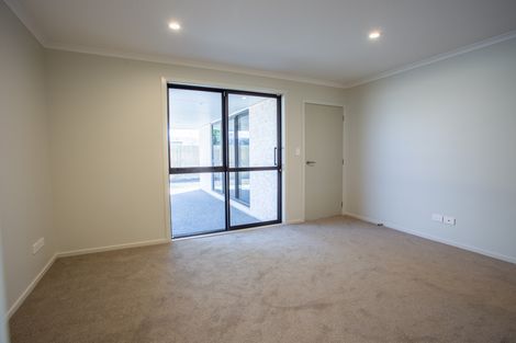 Photo of property in 1 Devon Lane, Carterton, 5713