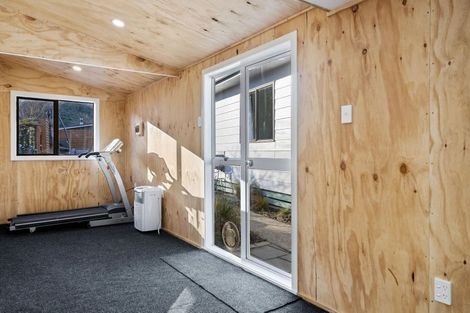 Photo of property in 9 Laredo Grove, Totara Park, Upper Hutt, 5018