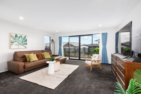 Photo of property in 2b Kaiaho Close, Aotea, Porirua, 5024