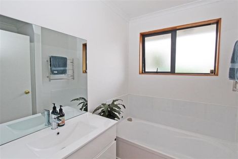 Photo of property in 15 Duffy Place, Stoke, Nelson, 7011