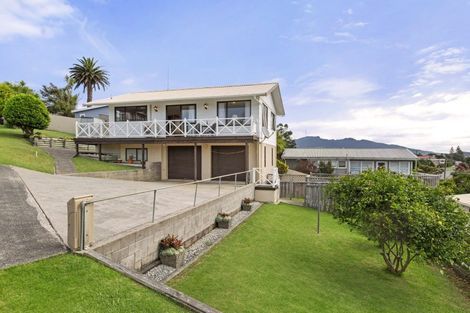 Photo of property in 1 Government Road, Raglan, 3225