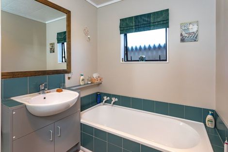Photo of property in 151b Mayfair Avenue, Whangamata, 3620