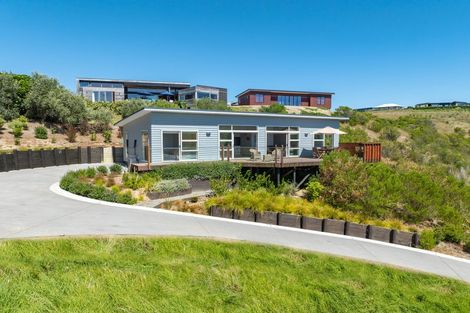 Photo of property in 5 Tama Road, Riversdale Beach, Masterton, 5872