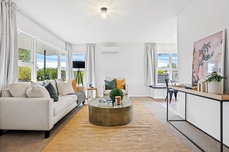 Photo of property in 1/17 Frensham Crescent, Woolston, Christchurch, 8062