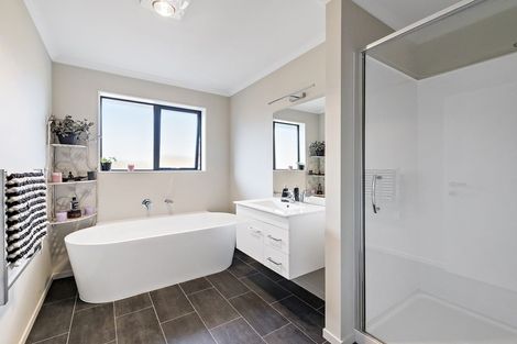 Photo of property in 74 Stationmasters Way, Prebbleton, 7604