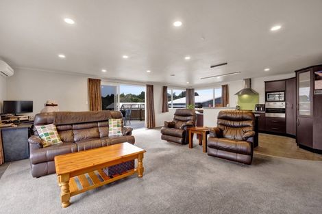 Photo of property in 30 Oberon Street, Stratford, 4332