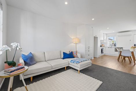 Photo of property in 2/42 Woodville Street, Edgeware, Christchurch, 8013