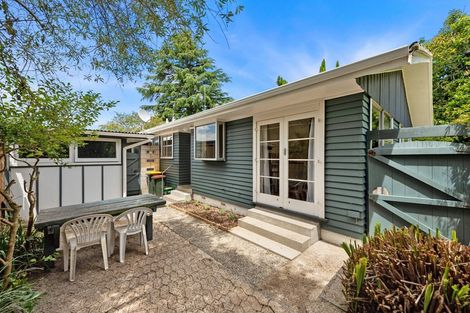 Photo of property in 30 Kowhai Street, Hamilton Lake, Hamilton, 3204