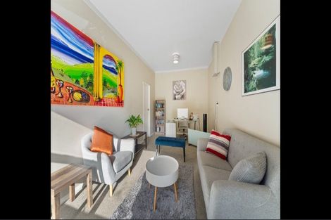 Photo of property in 10 Mamaku Street, Paraparaumu, 5032