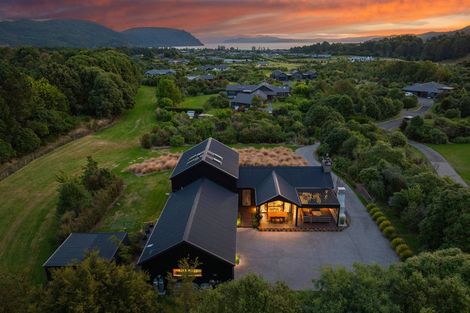 Photo of property in 40 Lacebark Drive, Kinloch, Taupo, 3377