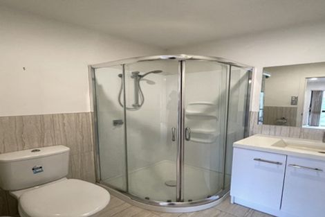 Photo of property in 114 Kittiwake Drive, Schnapper Rock, Auckland, 0632