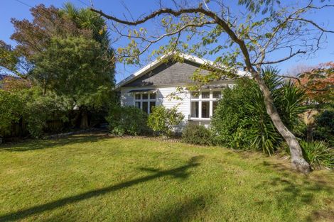 Photo of property in 12 Taylors Avenue, Bryndwr, Christchurch, 8052