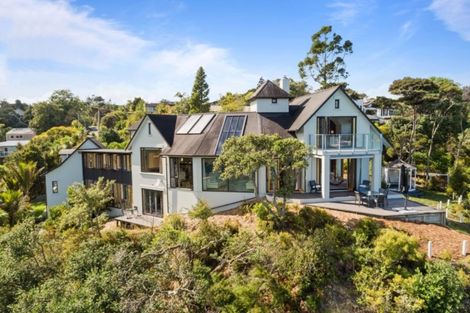 Photo of property in 15 Rahui Road, Greenhithe, Auckland, 0632