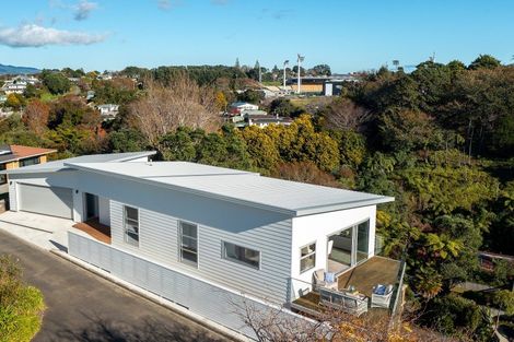 Photo of property in 12c Ruskin Place, Westown, New Plymouth, 4310
