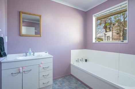 Photo of property in 82 Starveall Street, Brightwater, 7022