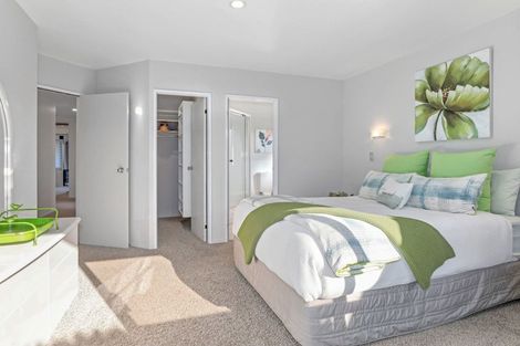 Photo of property in 77 Harvey Street, Waipahihi, Taupo, 3330