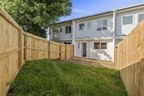 Photo of property in 2/7 Fitzroy Street, Papatoetoe, Auckland, 2104