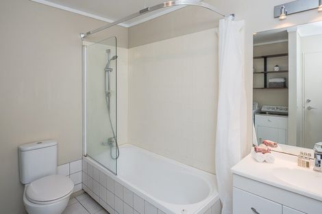 Photo of property in Fernhill Flats, 324u6 The Terrace, Te Aro, Wellington, 6011