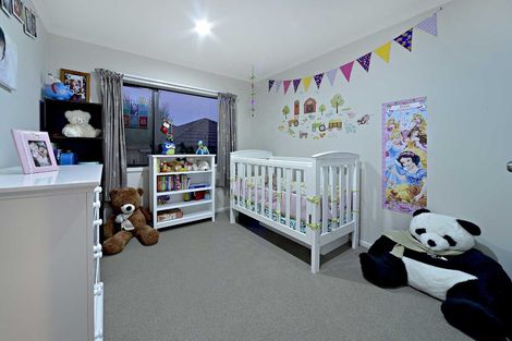 Photo of property in 4 Gordal Place, Flat Bush, Auckland, 2016