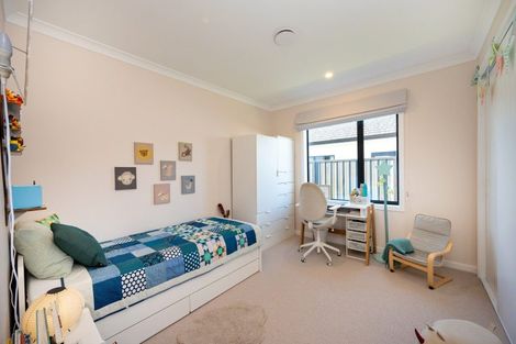 Photo of property in 25 Arihi Crescent, Frimley, Hastings, 4120