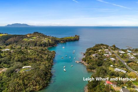 Photo of property in 69 Seaview Heights, Whangateau, 0985