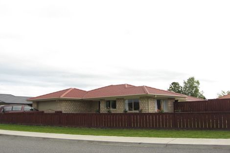 Photo of property in 35 Golding Avenue, Rangiora, 7400